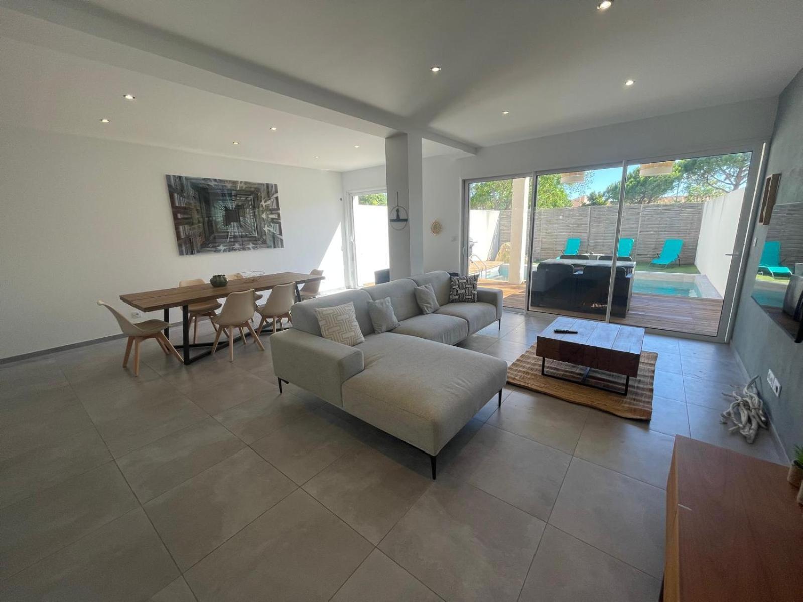 Villa Design Cap Dagde Piscine Et Plage Le Grau-dʼAgde المظهر الخارجي الصورة